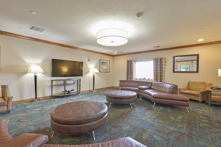 Hotel 11 of 56
