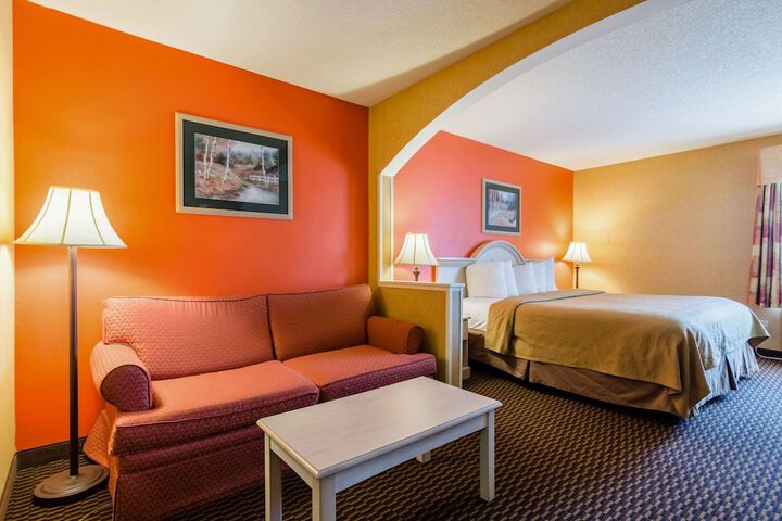 Room 12 of 36