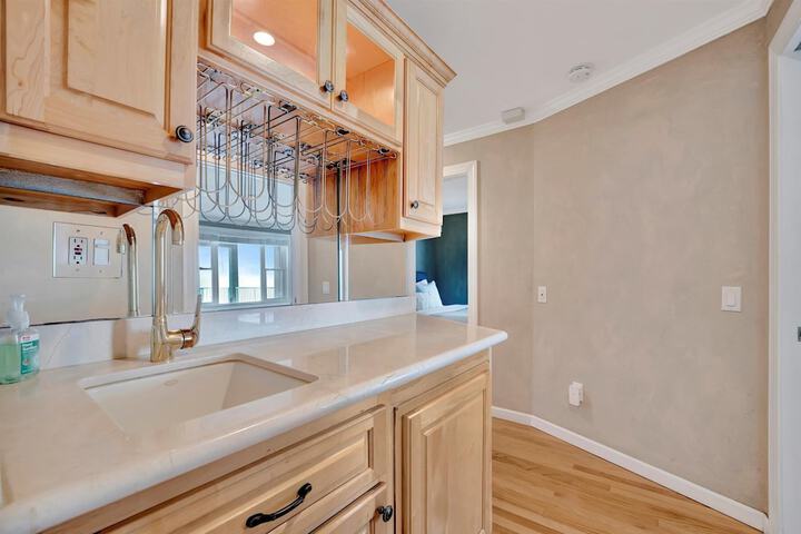 Stones Throw Beachfront Luxury Suites