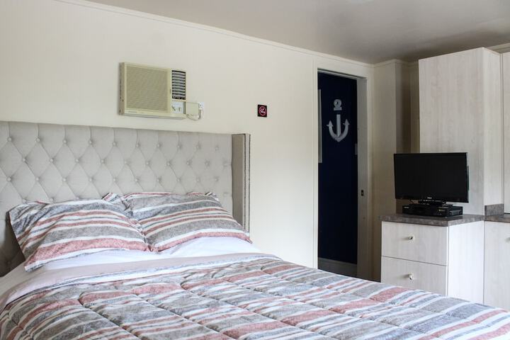 Room 31 of 48