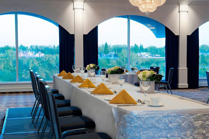 Sheraton Cavalier Saskatoon Hotel
