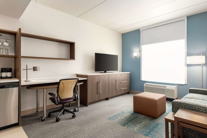 Room 15 of 38