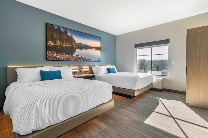 Cambria Hotel Lake Placid - Lakeside Resort
