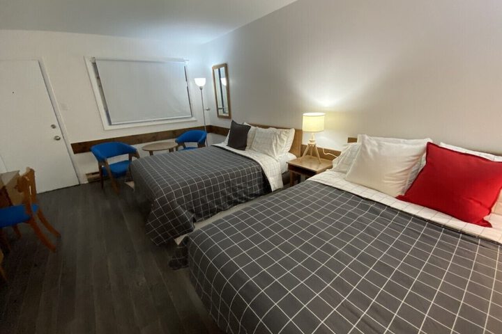 Room 16 of 30