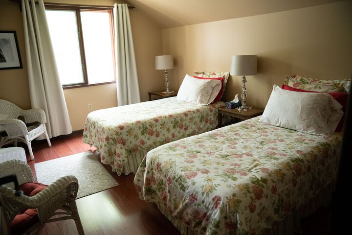 Room 7 of 32