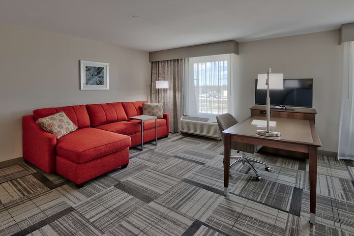 Room 21 of 35