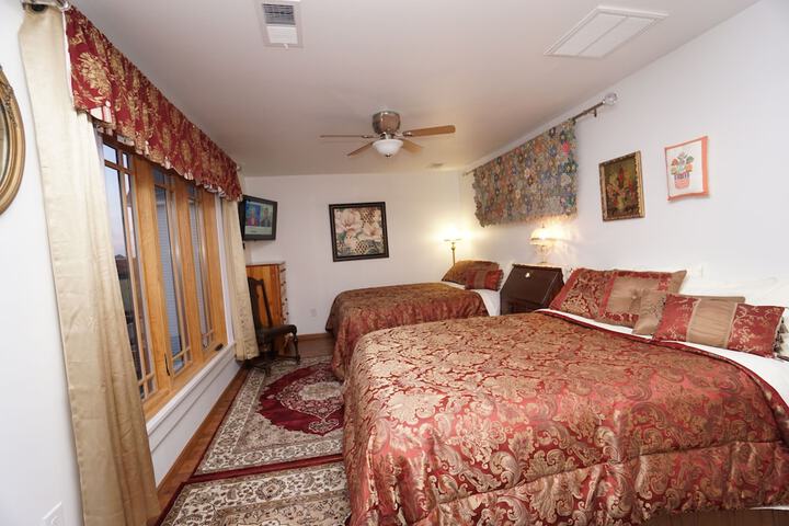 Room 54 of 73
