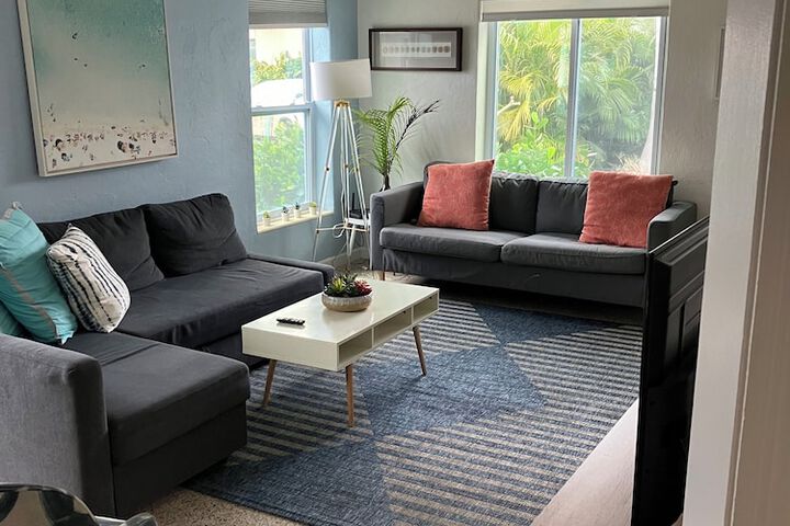 Room 21 of 35