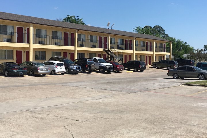 Hotel 2 of 17