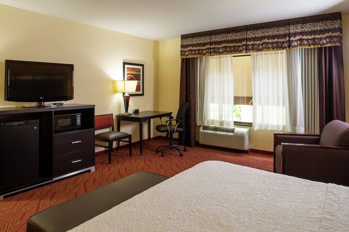 Room 48 of 70