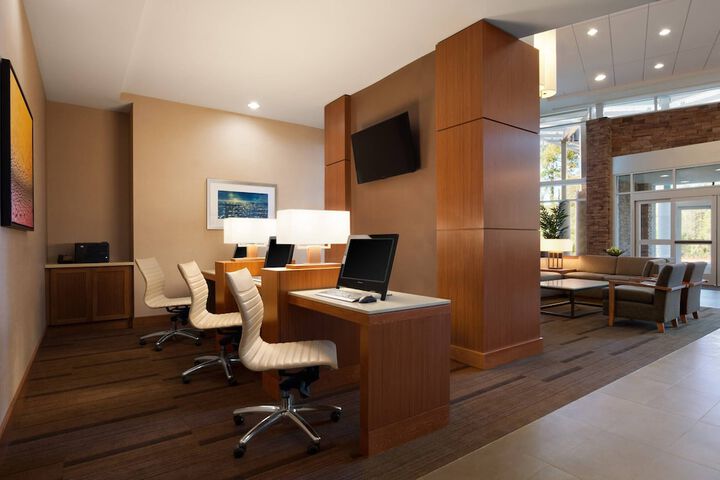Business Center 50 of 50