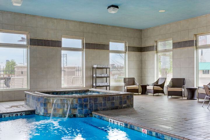 Pool 4 of 32