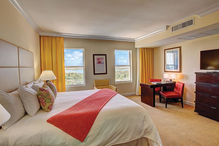 Sea View Hotel Bal Harbour, on the Ocean