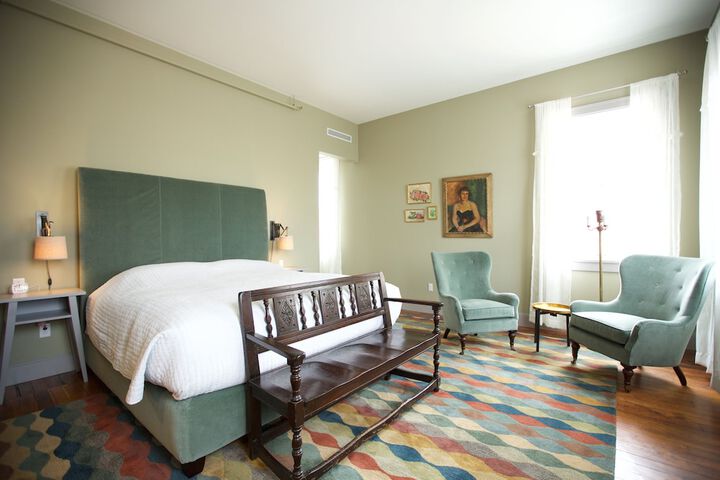 Room 49 of 78