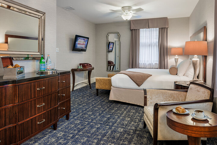 Suite 20 of 48