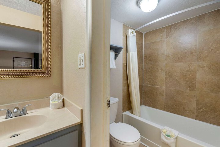 Room 20 of 27
