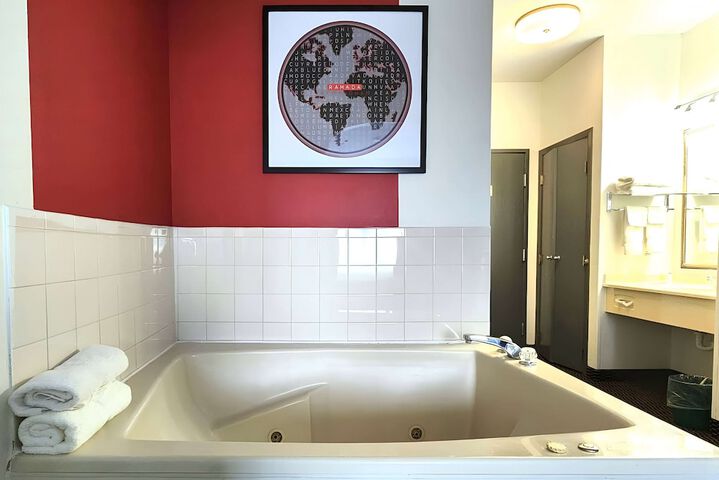 Ramada by Wyndham Columbia