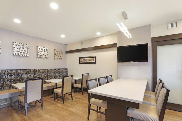 Best Western Plus Castle Rock