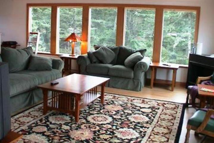Edens Garden Cottage