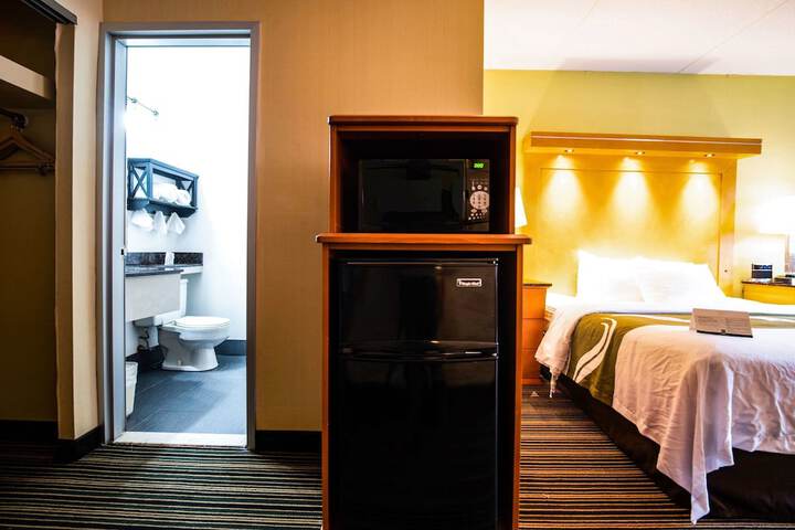 Room 18 of 37