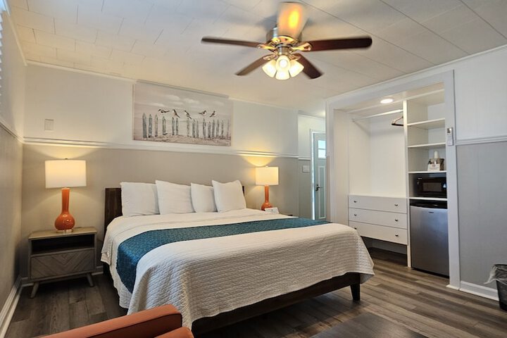 Island Guesthouse and Motel