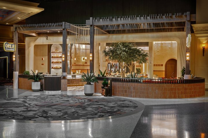 Mandalay Bay Resort & Casino