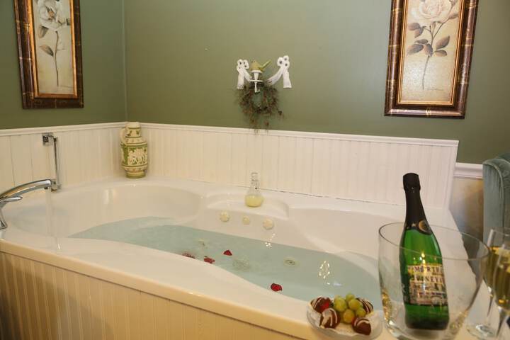 Hot Tub 35 of 45