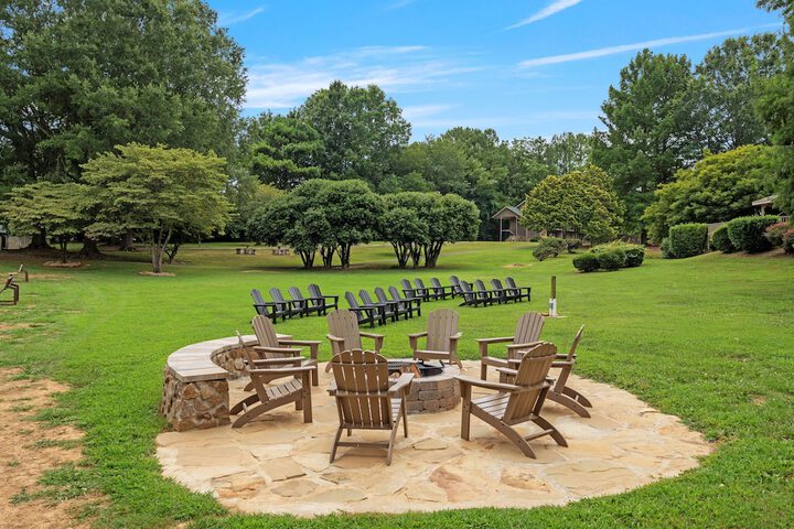 Tremont Lodge & Resort
