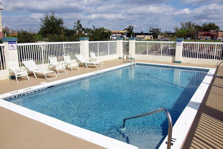 Pool 5 of 34
