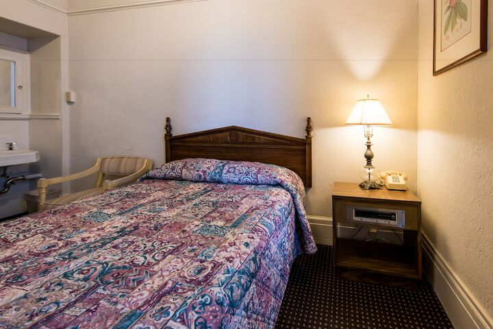 Aida Plaza Hotel