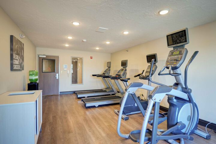 Holiday Inn Express & Suites - North Platte by IHG