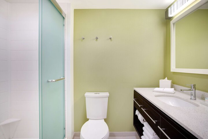 Room 11 of 26