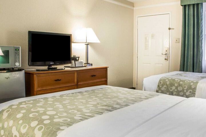 Quality Inn Tulsa Central