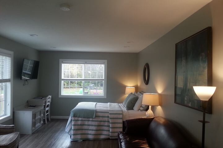 Beach Harbor Resort