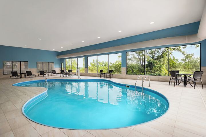 Pool 6 of 51