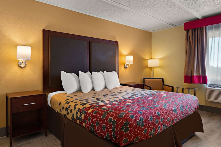 Room 35 of 50