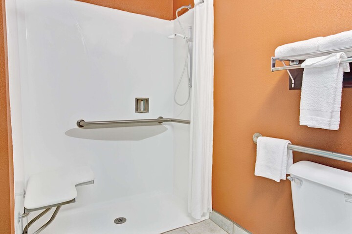 Room 15 of 29