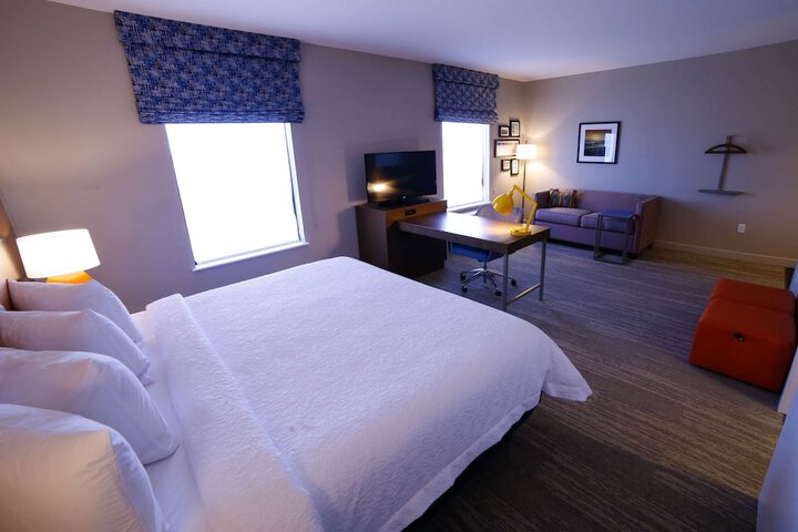 Room 15 of 35