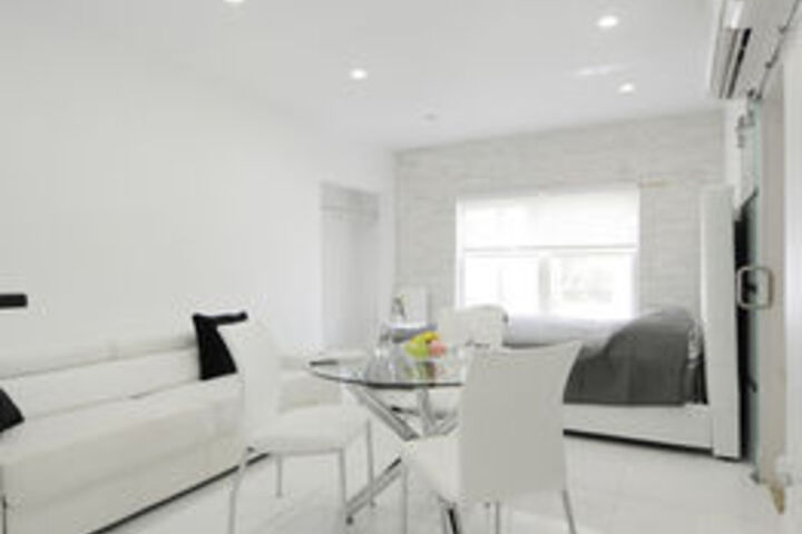 Lincoln Road Apartments