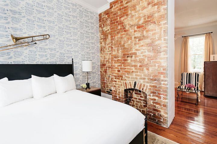 Room 43 of 56