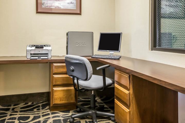 Business Center 13 of 13