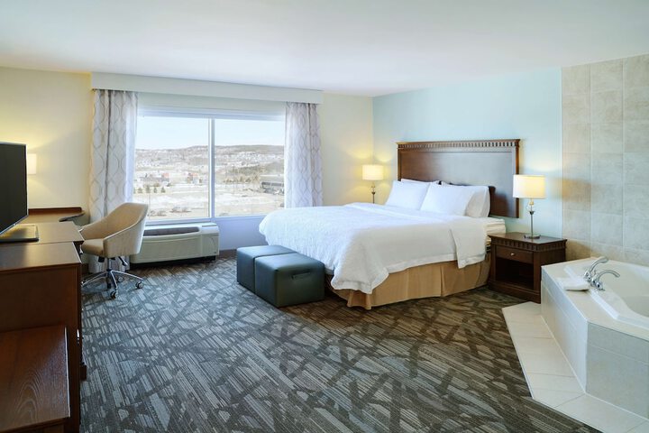 Room 44 of 62