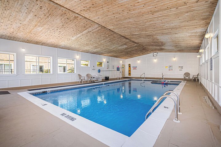 Pool 18 of 47