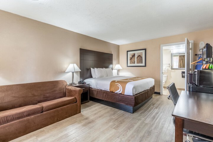 Quality Inn Pasadena - Houston East