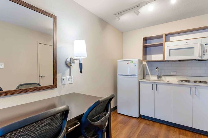 Extended Stay America Suites San Francisco San Mateo SFO