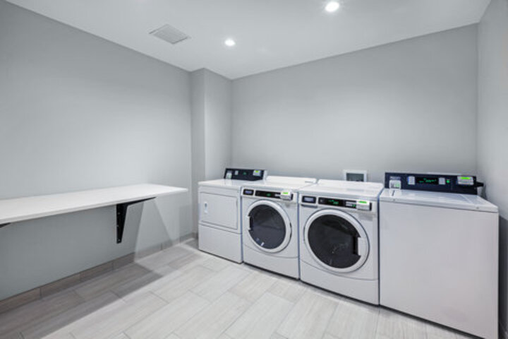 Laundry 181 of 196