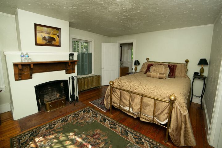 Room 41 of 51
