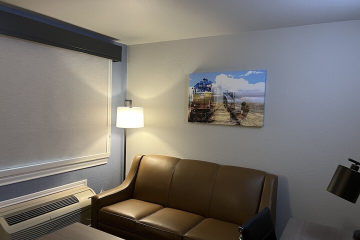 Room 20 of 36
