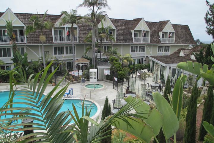 Hotel 3 of 27