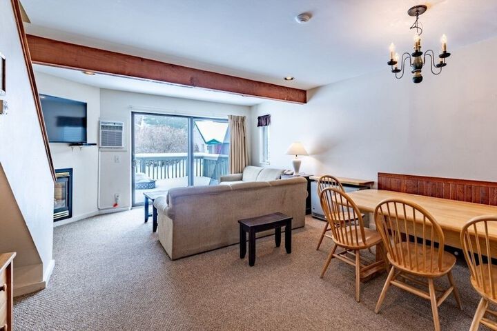 4br Private Townhouse at Smugglers Notch Resort 4 Bedroom Condo